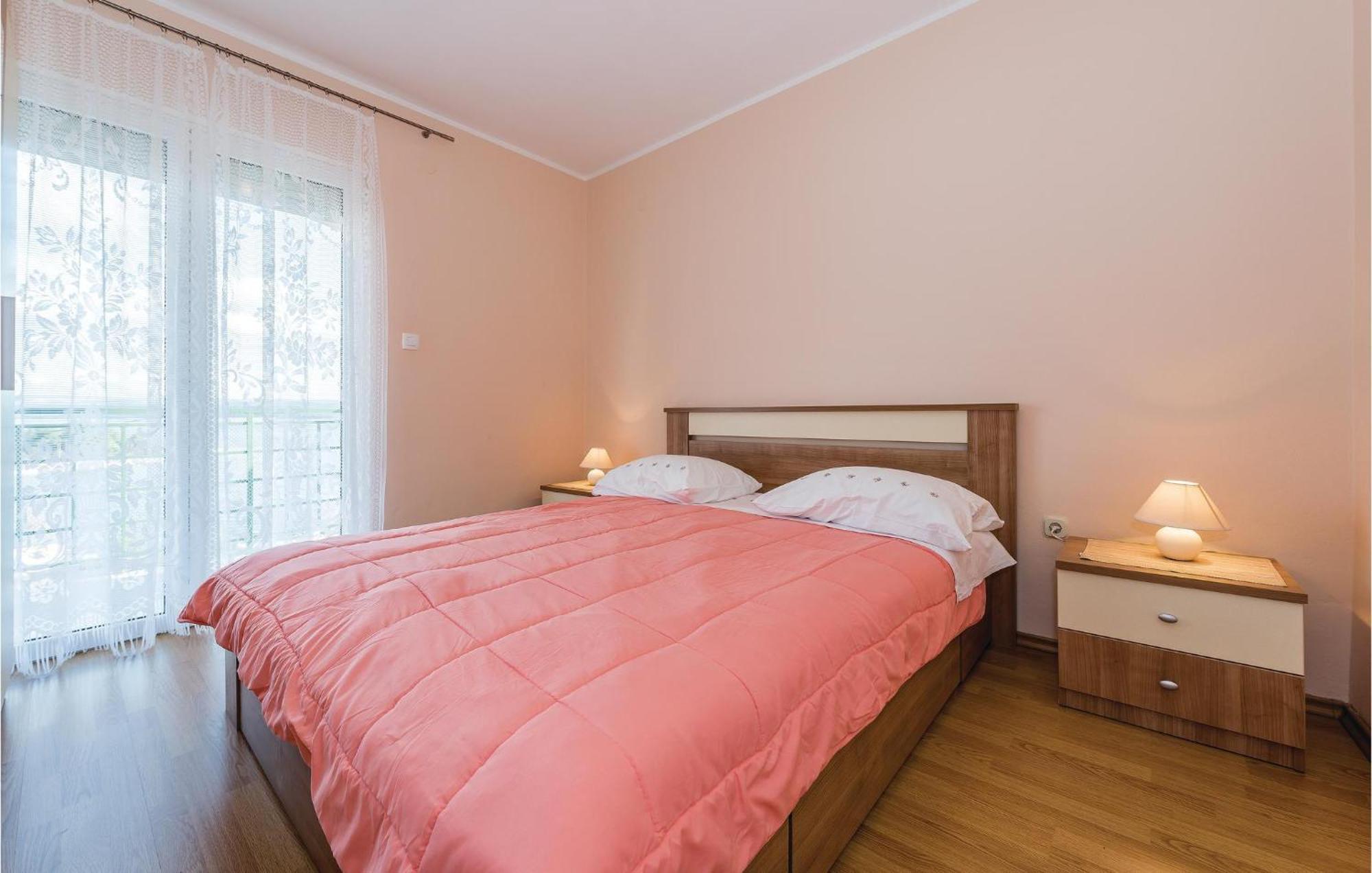 Beautiful Apartment In Raslina With Wifi Buitenkant foto