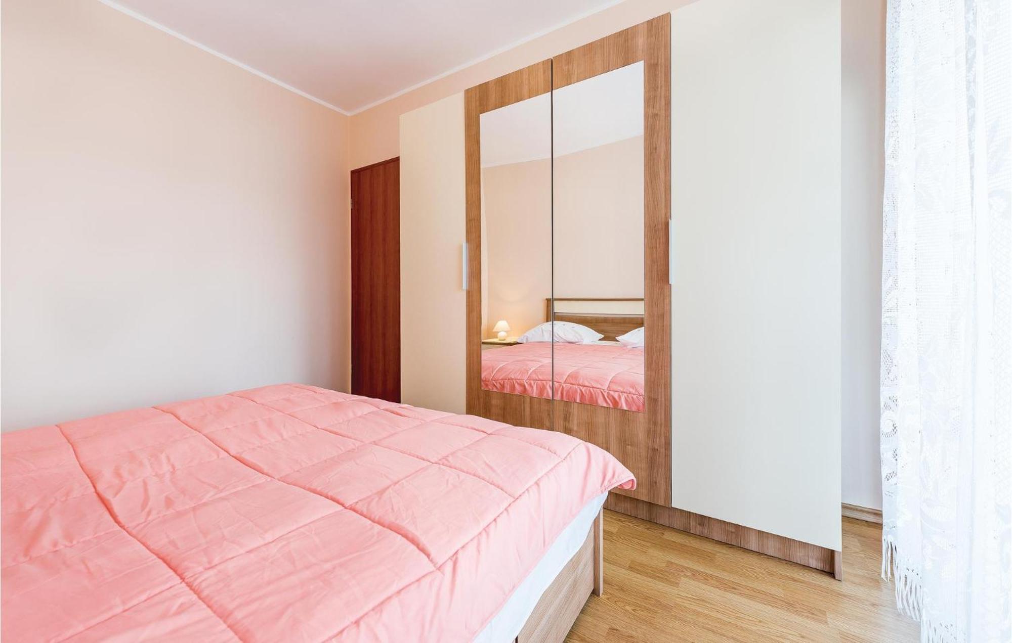 Beautiful Apartment In Raslina With Wifi Buitenkant foto