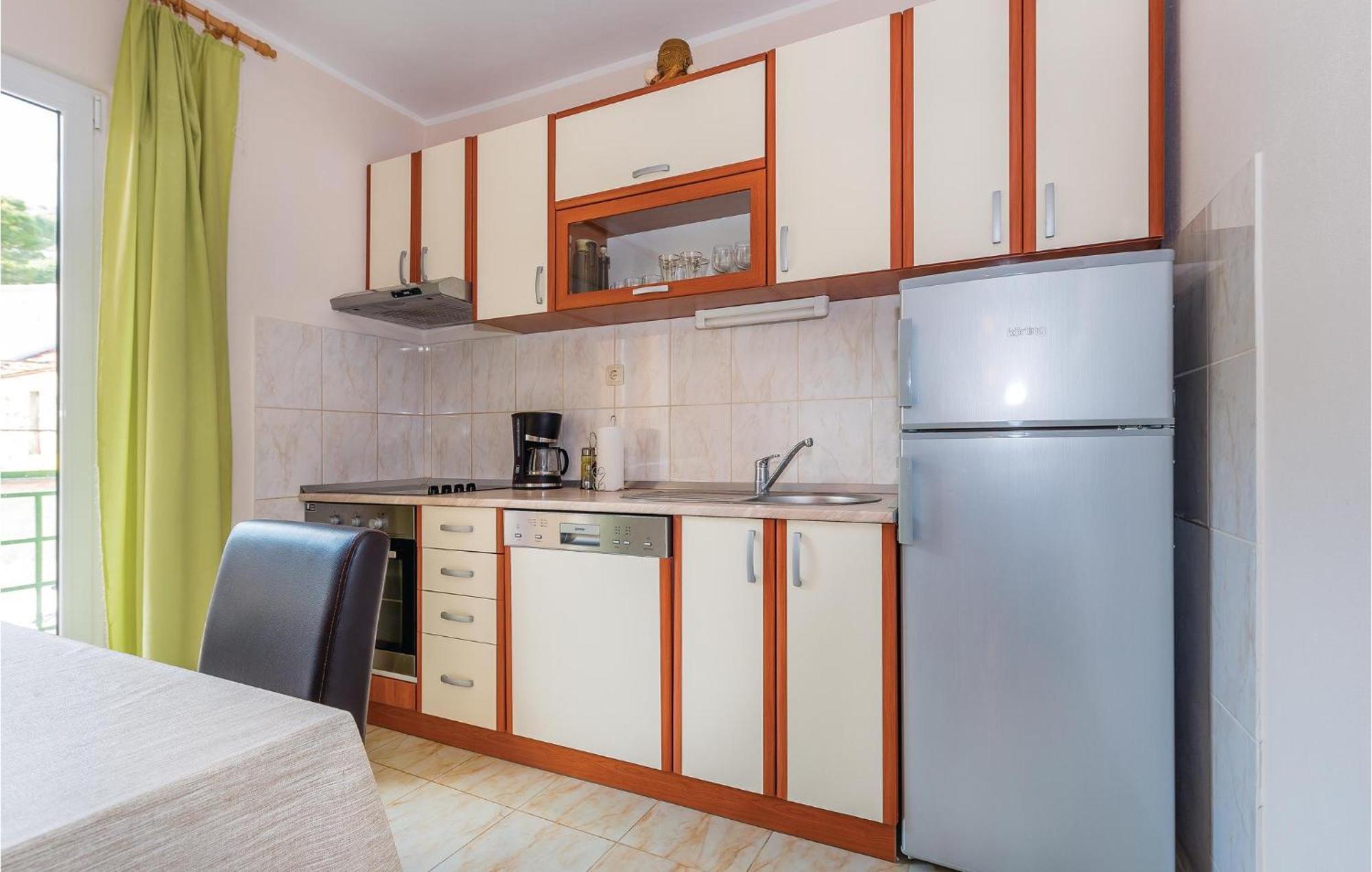 Beautiful Apartment In Raslina With Wifi Buitenkant foto